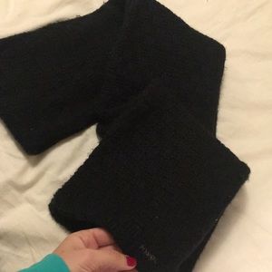 Fossil black cable knit scarf